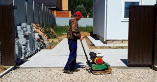 Устройство въезда на участок Пугачёв, цена от 51813 руб.