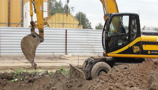 Выкопать яму экскаватором в Пугачеве от 952 руб. - 2Землекопа-Пгч